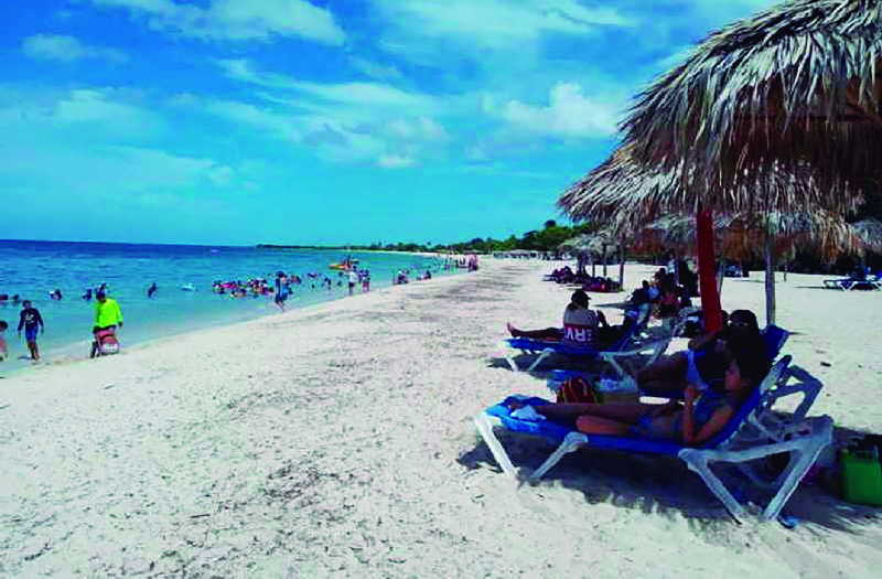 El turismo de sol y playa se posiciona como la actividad recreativa favorita de la mayor parte de los espirituanos.