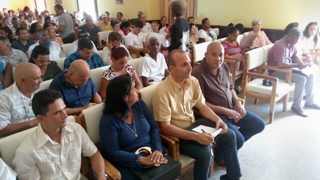 Alexis Lorente, gobernador de la provincia, y las principales autoridades del Consejo Electoral de la provincia, asistieron a la Asamblea Municipal de Sancti Spíritus.